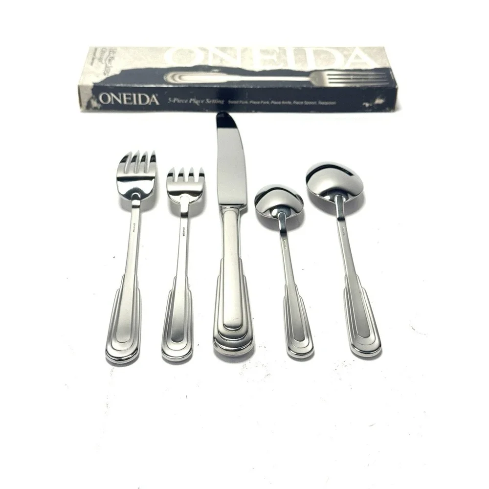 Oneida Cityscape 5 Pc Place Setting 18/8 Stainless USA NIB 1992 Box